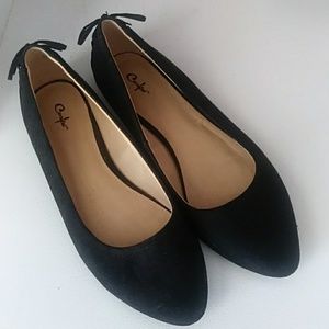Black flats